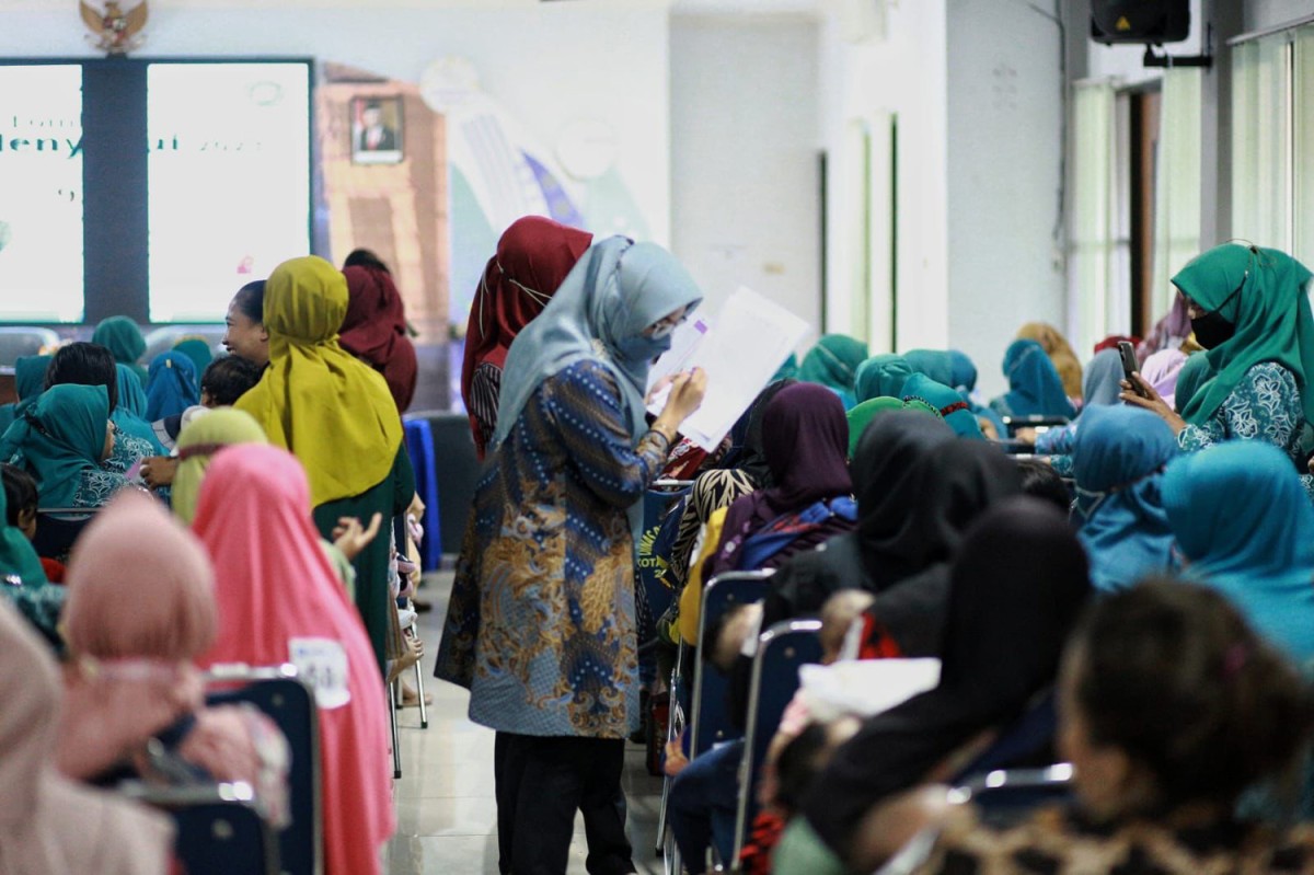 Proses penjurian lomba menyusui (Foto: Humas Pemkot Kediri for jatimnow.com)