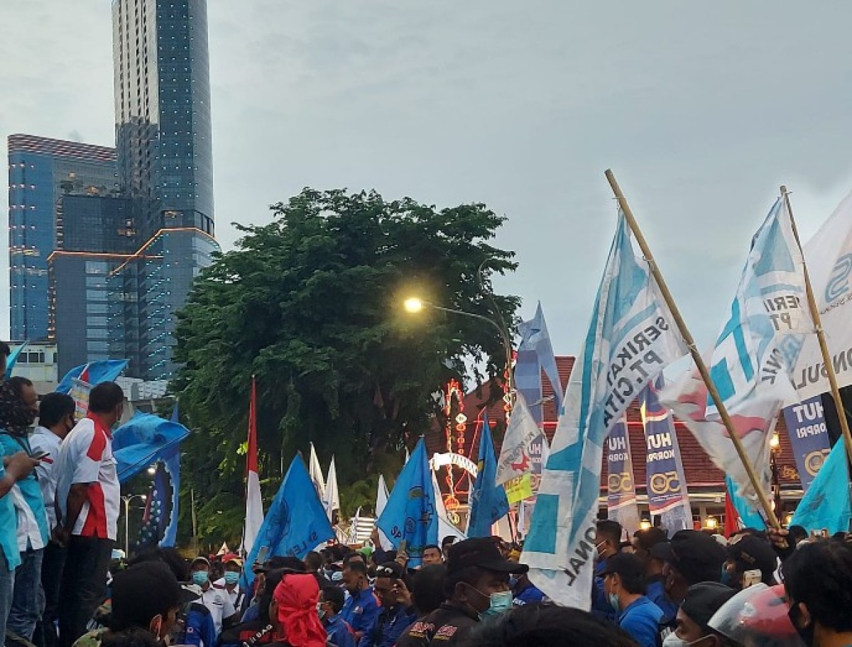Hindari Macet Imbas Demo Buruh di Surabaya, Ini Rekayasa Lalu Lintasnya