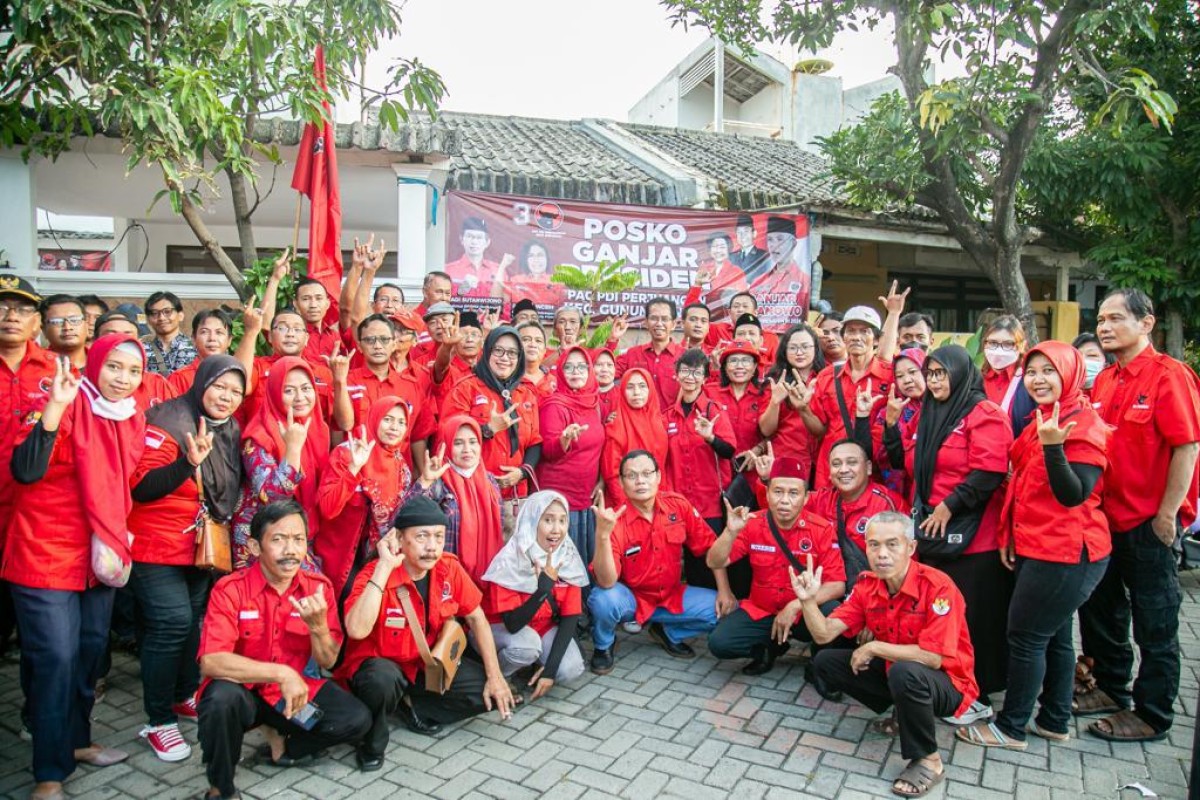 PDIP Surabaya terus mendirikan Posko Ganjar Presiden (Foto-foto: PDIP Surabaya)