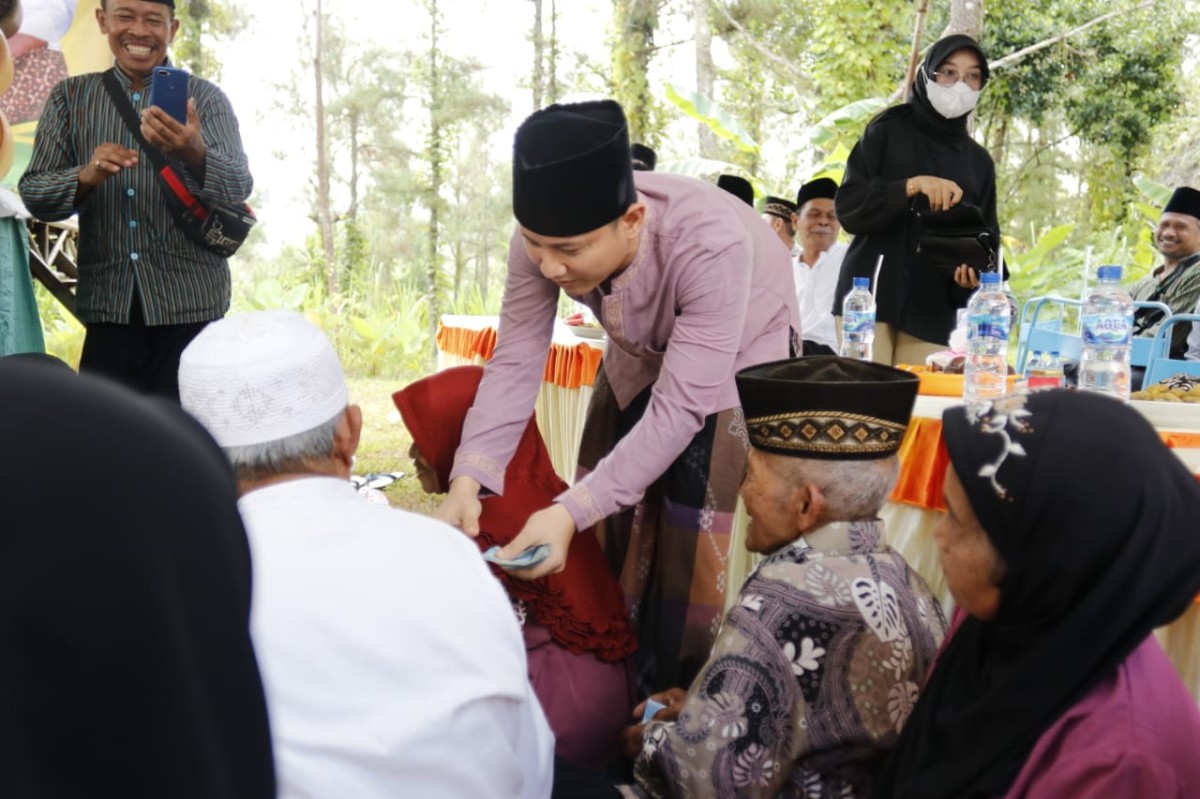 Bupati Trenggalek Mas Ipin Ajak Warga Bantu Realisasikan Target Kemiskinan Nol Persen 2024