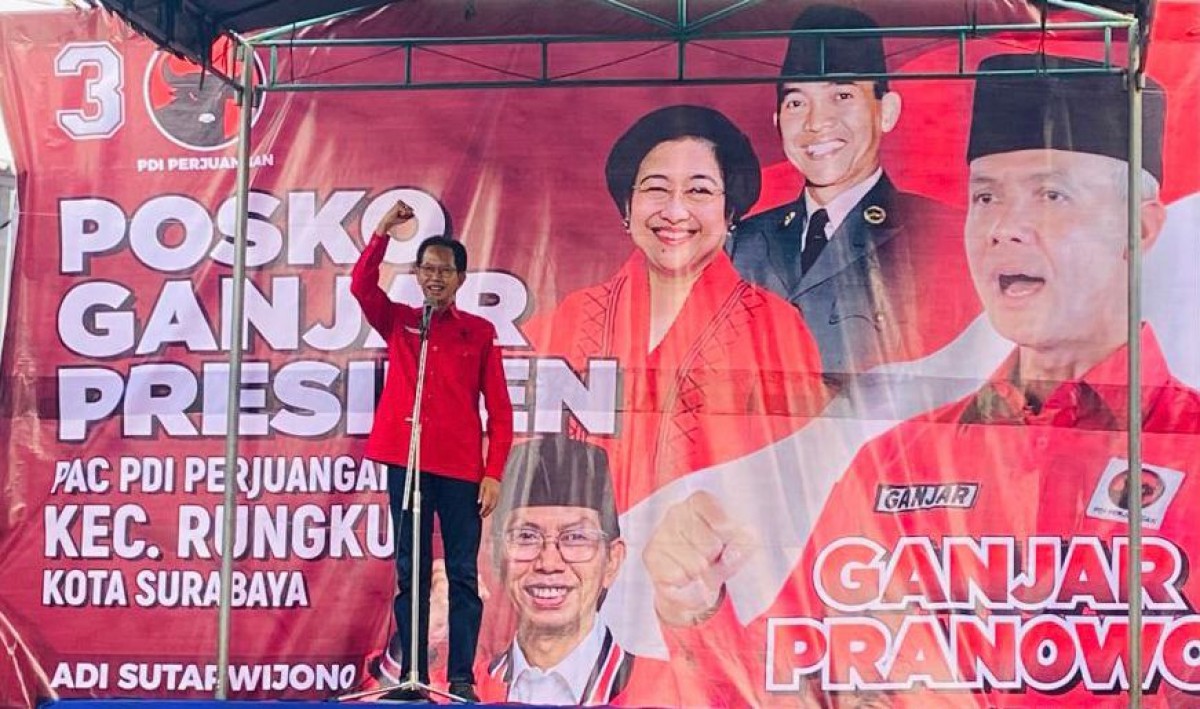 Posko Ganjar Presiden Terus Didirikan, PDIP Surabaya Masif Bergerak di Tengah Rakyat