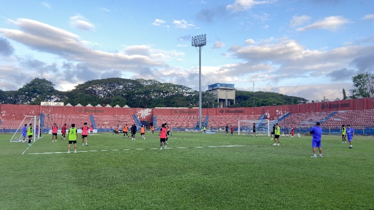 Latihan Persik Kediri di Stadion Brawijaya. (Foto : Yanuar Dedy/jatimnow.com)