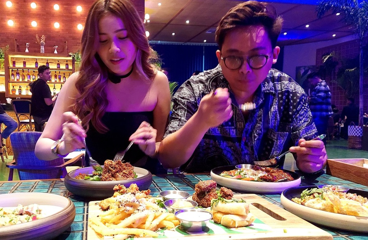 Cafe Resto Baru di Surabaya, Lucy In The Sky Milik Wulan Guritno Suguhkan Bohemian Garden Vibe