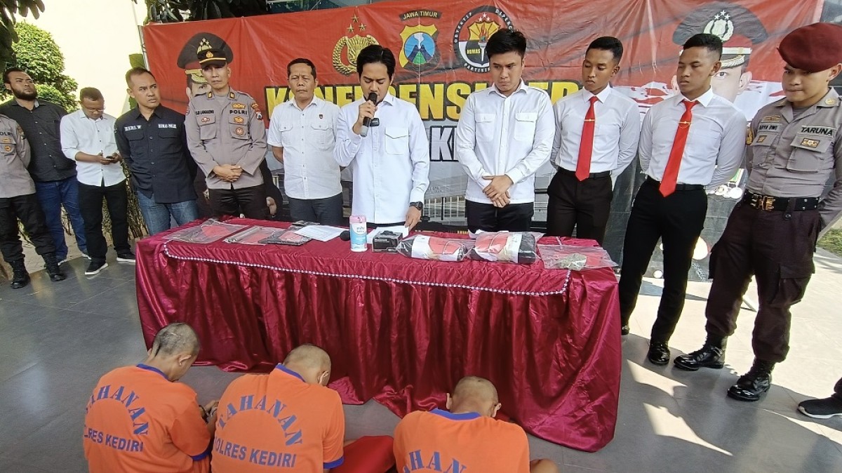 Oknum Perguruan Silat Bacok Pemuda Tulungagung saat Menambal Ban di Kediri