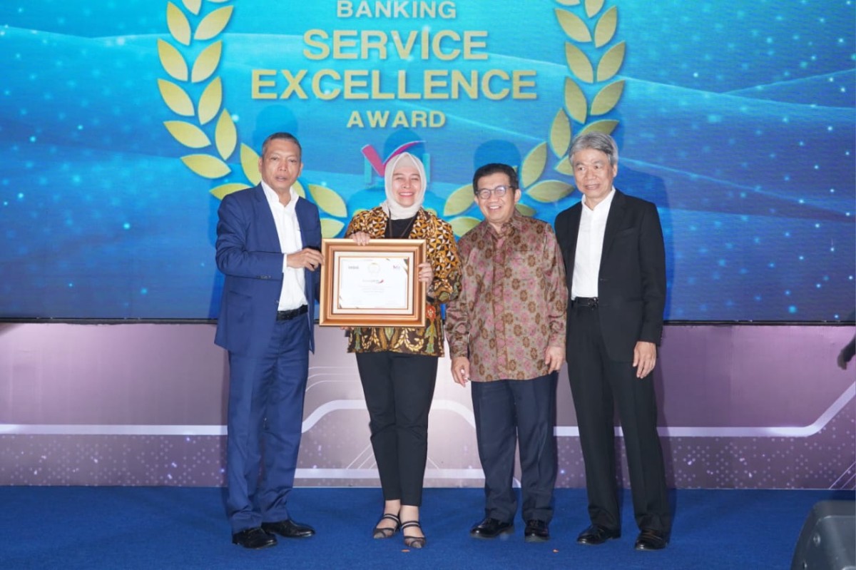 Bank Jatim Dinobatkan sebagai The Best Bank Pembangunan Daerah