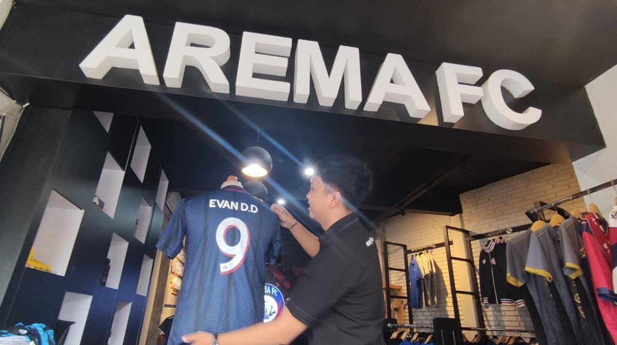 Jersey Evan Dimas Darmono dengan nomor punggung 9 (Foto: Arema FC)