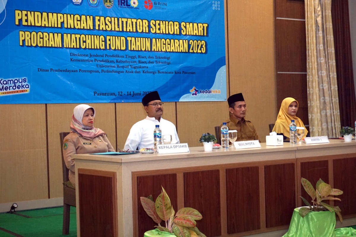 Training of Trainer (ToT) Pengelola dan Fasilitator Sekolah Lansia. (Foto: Humas Pemkot Pasuruan/jatimnow.com)