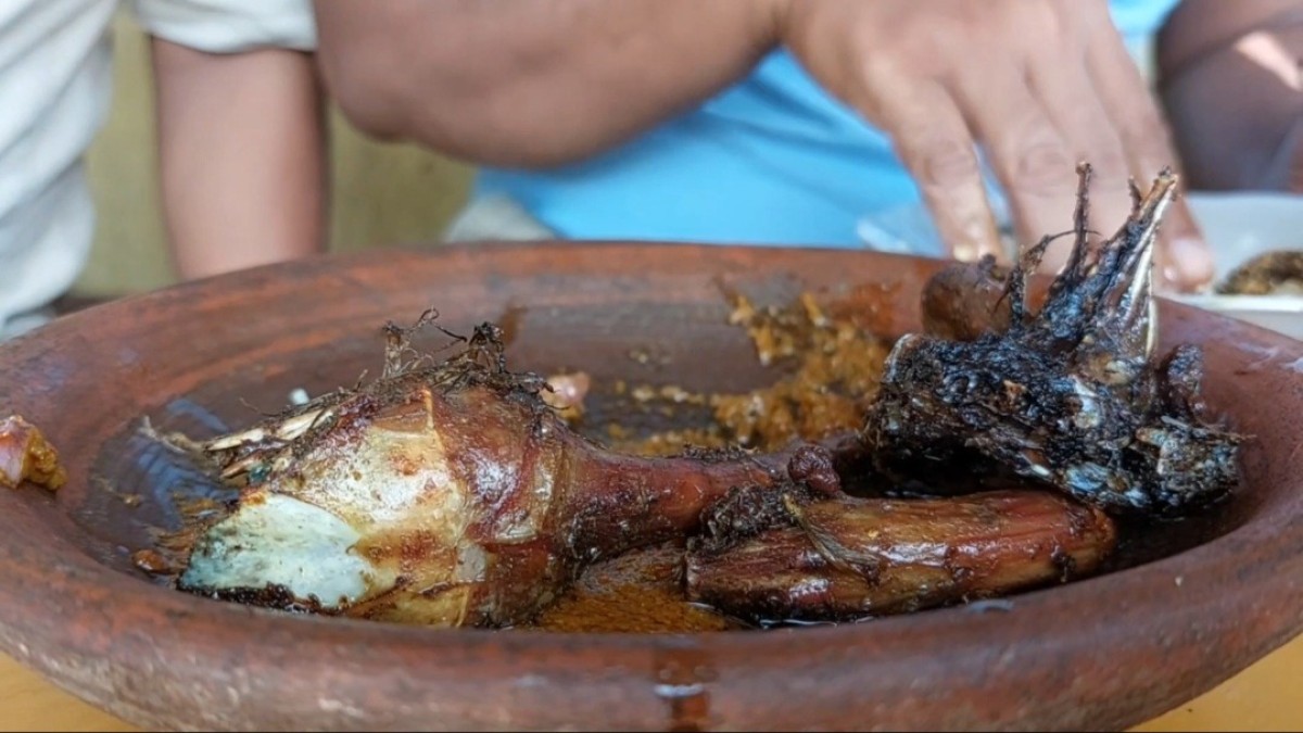 Olahan Manuk Kowak Mbah Muntiah di Lamongan. (Foto-foto: Adyad Ammy Iffansah/jatimnow.com)
