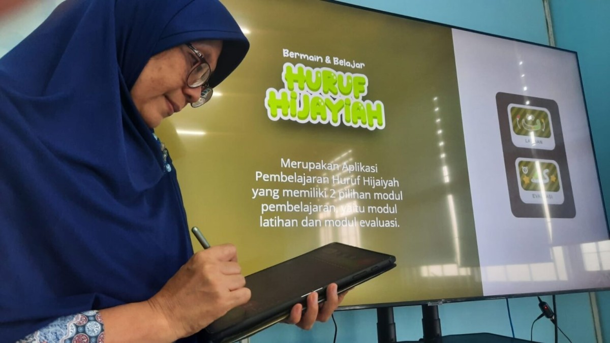 ITS Kembangkan Aplikasi Belajar Huruf Hijaiyah Sistem Artificial Intelligence