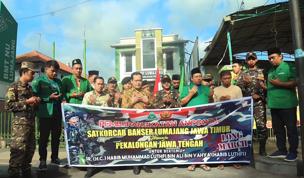 Banser Lumajang Berjalan Kaki ke Pekalongan demi Temui Habib Luthfi