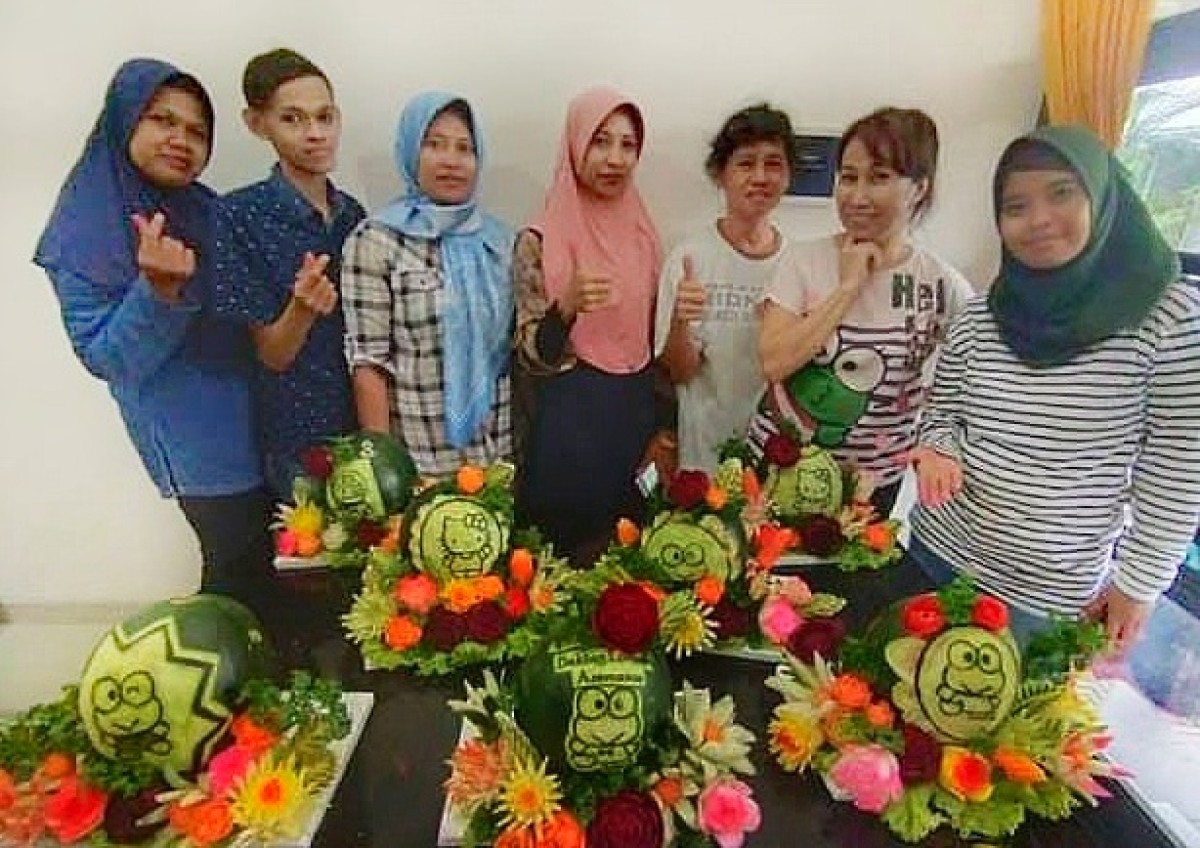 Carving, Seni Ukir Ekspresikan Perasaan pada Buah dan Sayur