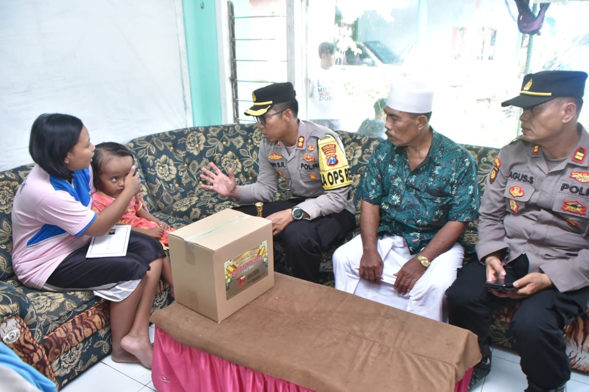 Bhayangkara Peduli, Kapolres Situbondo Bantu Penderita Hidrosefalus