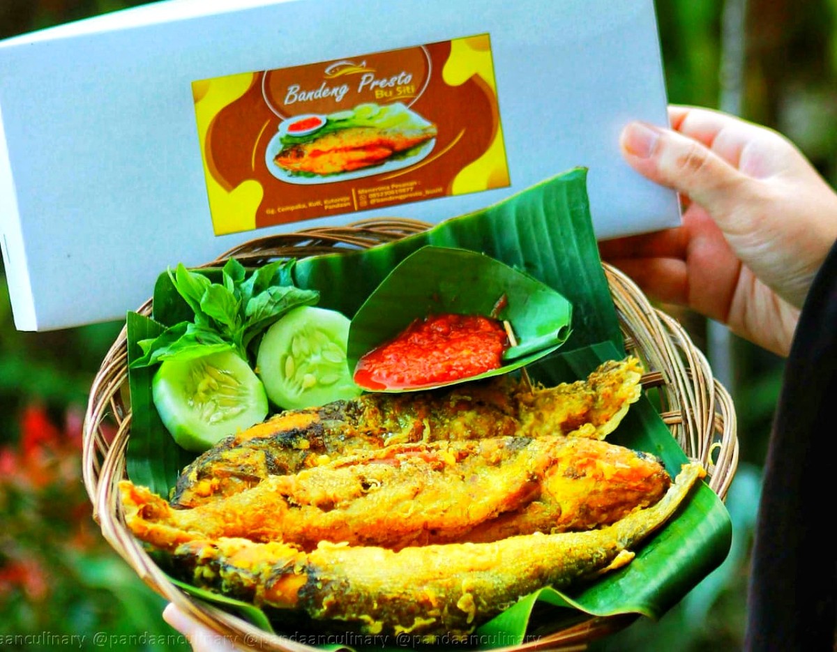 Bandeng Presto Bu Siti (Bandeng Presto Bu Siti for jatimnow)..