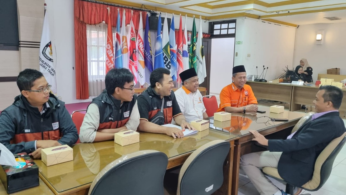 Penyerahan berkas bacaleg PKS dinyatakan lengkap oleh KPU. (Foto: PKS for jatumnow.com)