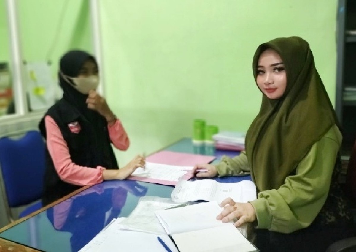 Siti Musdalifa (kerudung hijau) (Siti Musdalifa, SH. for jatimnow).