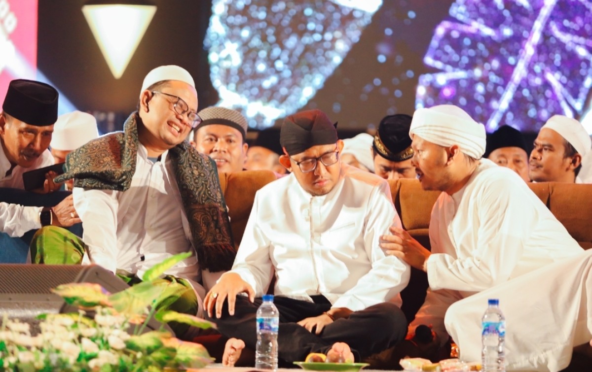Bupati Sumenep Ahmad Fauzi bersama Ulama Madura (foto: Muhlis for jatimnow.com)