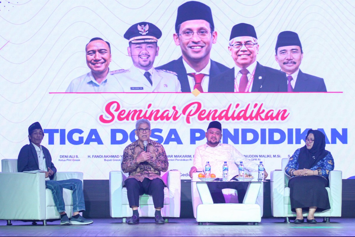Seminar pendidikan bertema problematik Tiga Dosa Pendidikan digelar  di Gedung Nasional Indonesia (GNI), Senin (17/7/2023). Seminar ini mengusung tema problematik 'Tiga Dosa Pendidikan'.