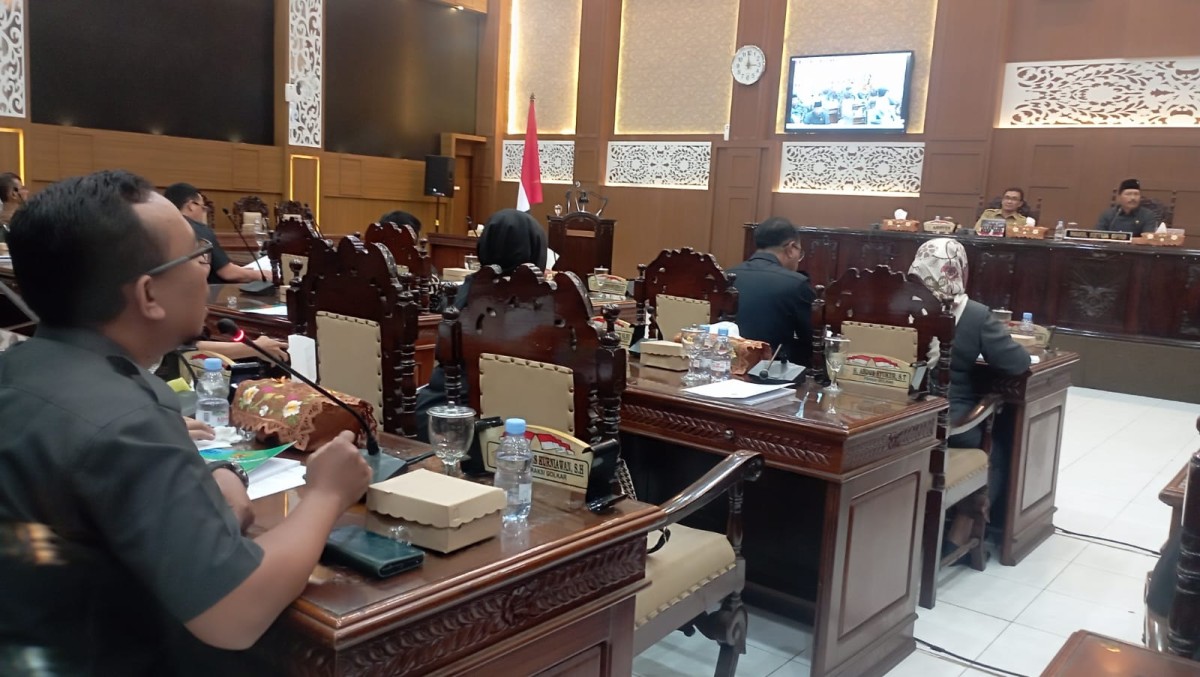 Suasana sidang rapat paripurna DPRD Kota Probolinggo. (Foto: Mahfud Hifdayatullah/jatimnow.com)