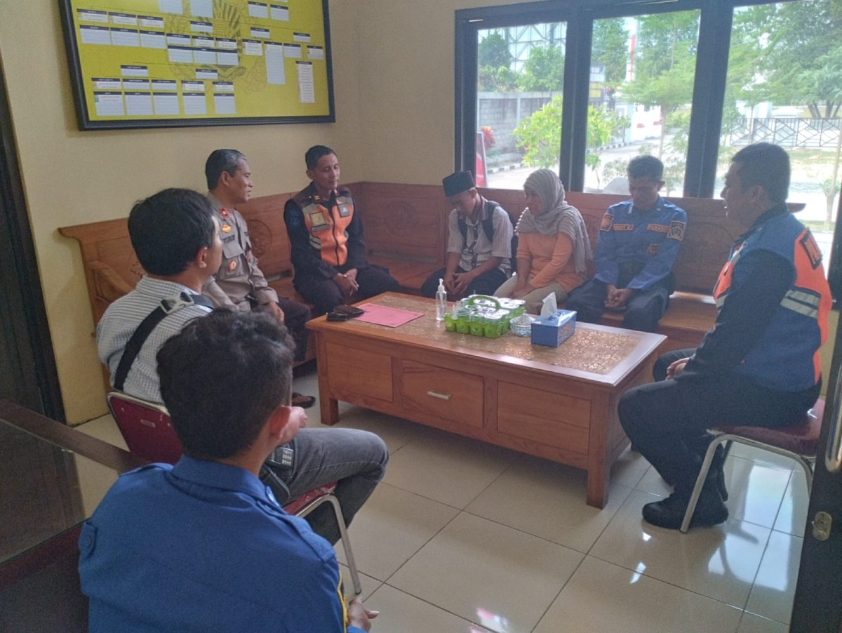 Lempari Kereta Api Matarmaja hingga Masinis Terluka, Siswa SMP di Blitar Diamankan