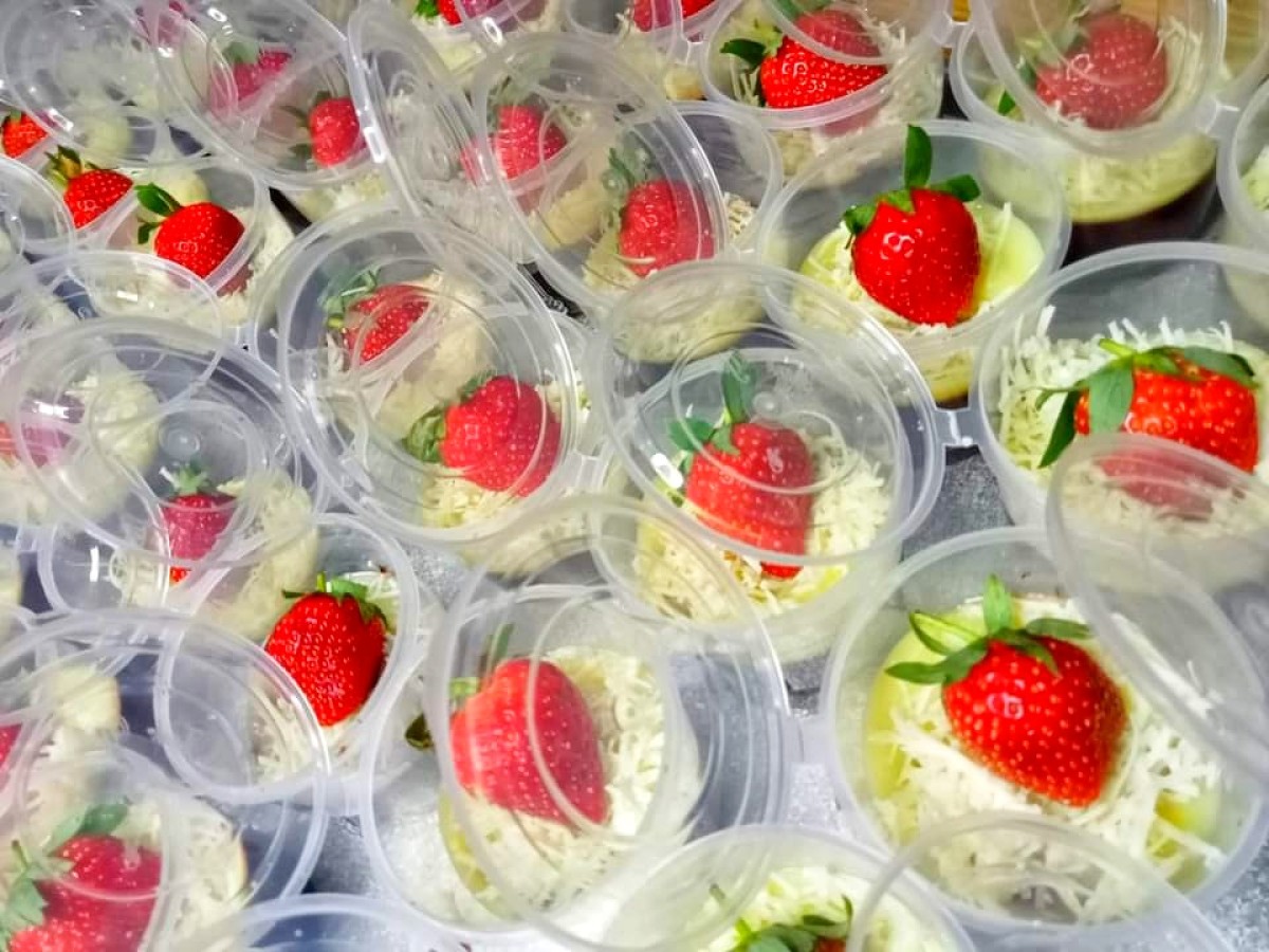 Puding buah (Foto-foto: Ahaddiini HM/jatimnow.com)