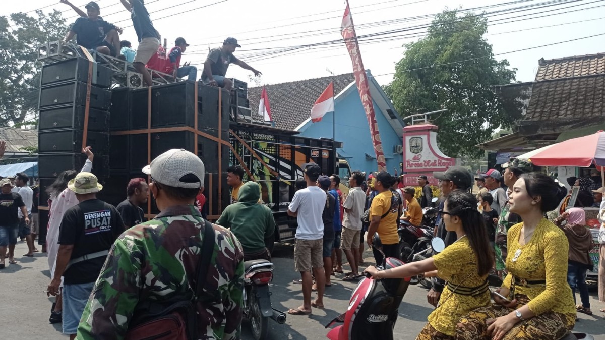 7 Truk Akan Battle Sound di Karnaval Plosoklaten Kediri Diamankan Polisi