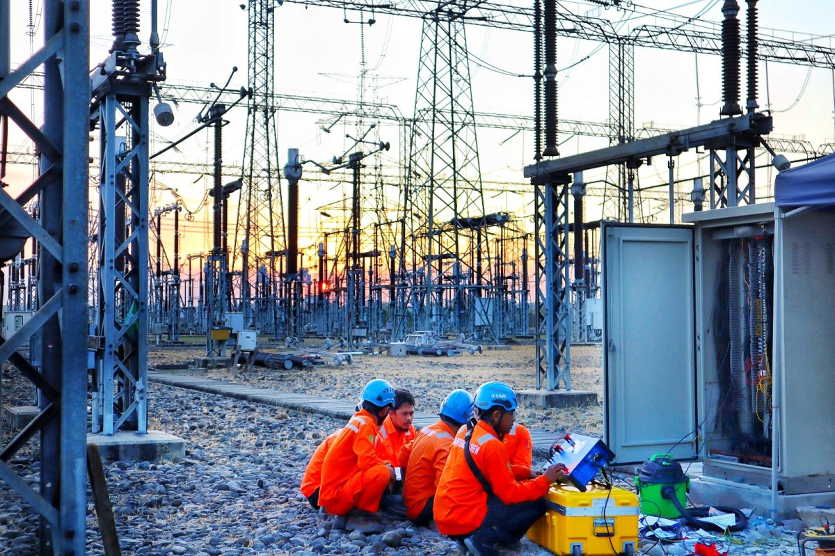 Penggantian IBT 2 GITET 500 kV Krian menjadi bagian pembenahan infrastruktur sistem kelistrikan (Foto: PT PLN Persero UIT JBM for jatimnow.com).