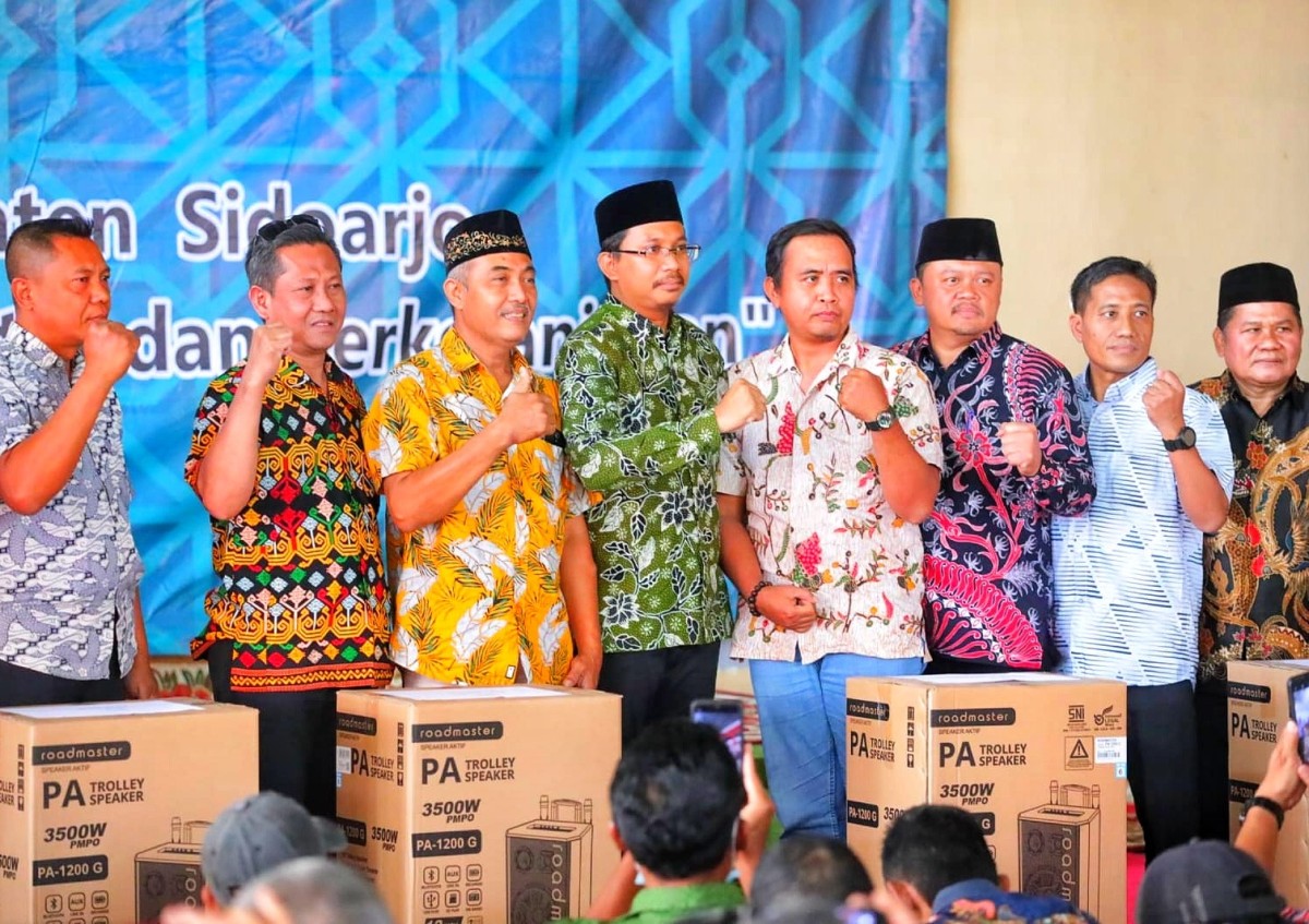 Bupati Sidoarjo bersama para Ketua RT di Sidoarjo. (Foto: Kominfo Sidoarjo for Jatimnow.com.