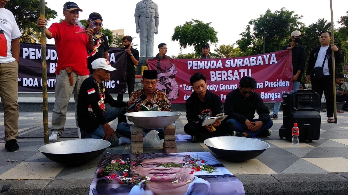 Dandim Bojonegoro Ngebet Jadi Pj Bupati, Pria yang Terjebak dalam Tandon Air, dan Pembacaan Yasin untuk Rocky Gerung