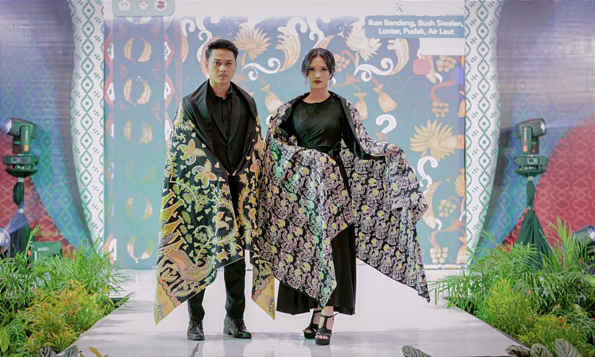 Acara launching 10 motif baru khas Gresik (Foto: Humas Pemkab Gresik)