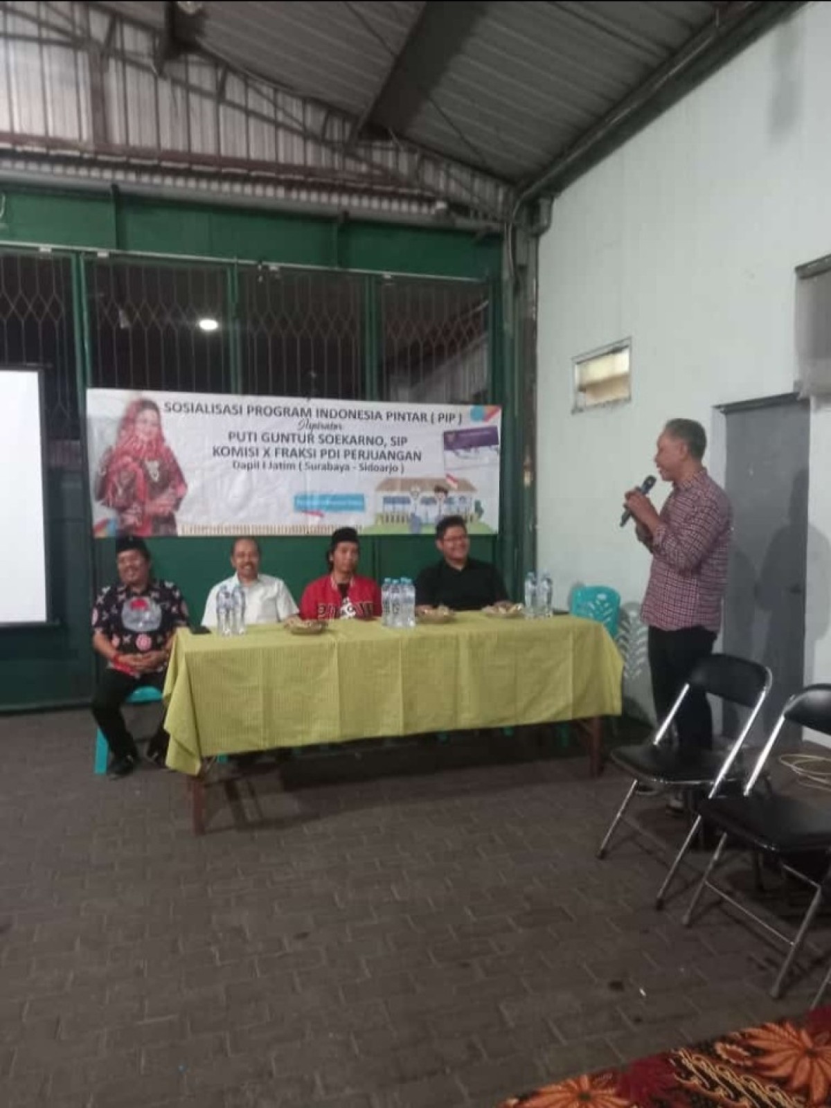 170 Warga Jojoran Surabaya Terima Dana PIP untuk Siswa Jenjang SD hingga SMA