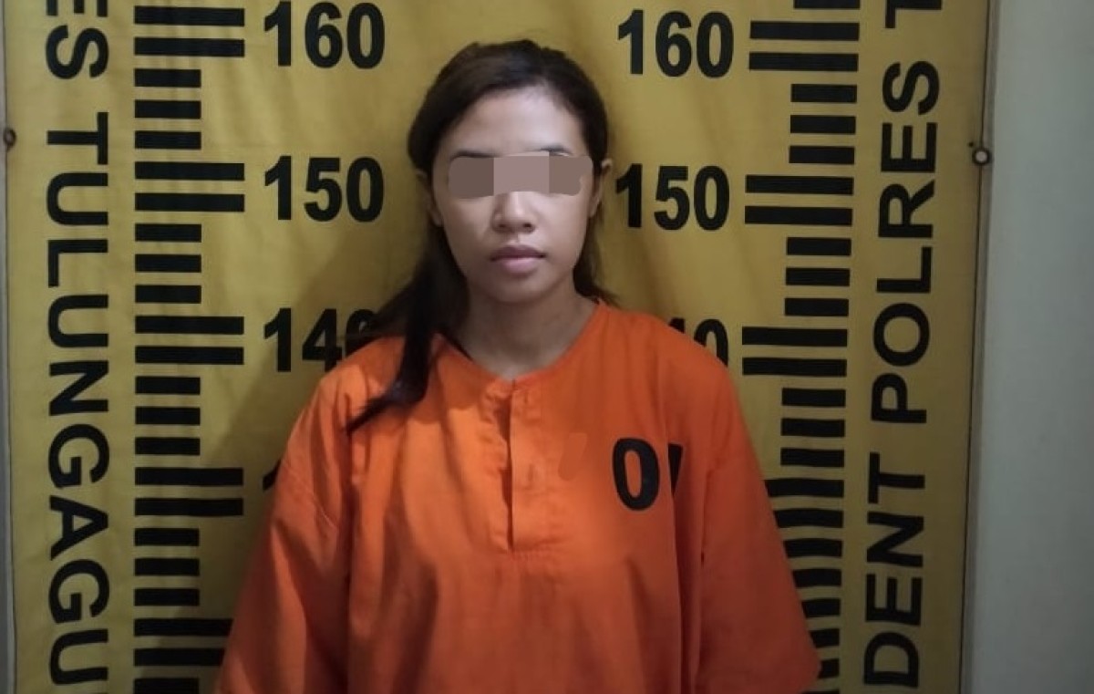 Tersangka saat ditangkap polisi. (Foto: Polres Tulungagung)