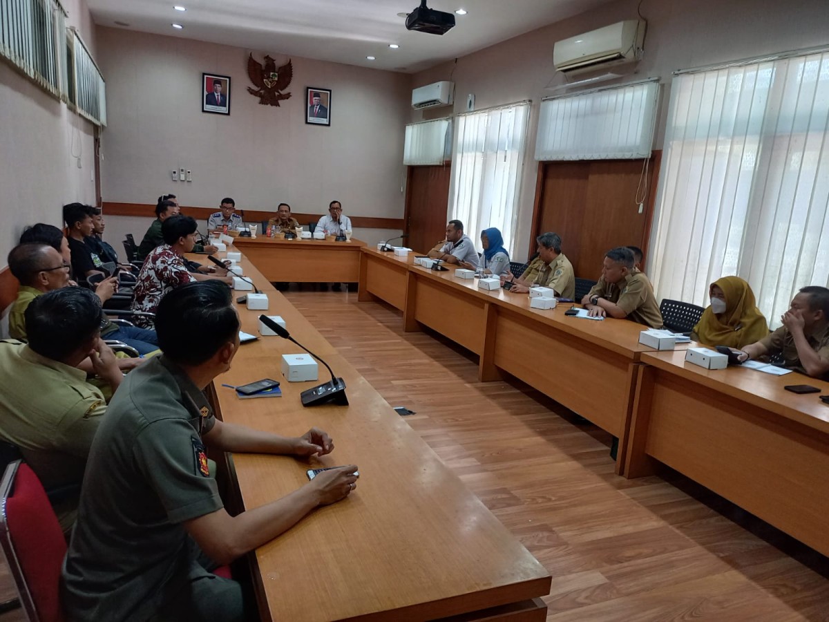 Suasana audiensi Asumsi dengan Pemkab Tulungagung. (Foto: Bramanta Pamungkas/jatimnow.com)