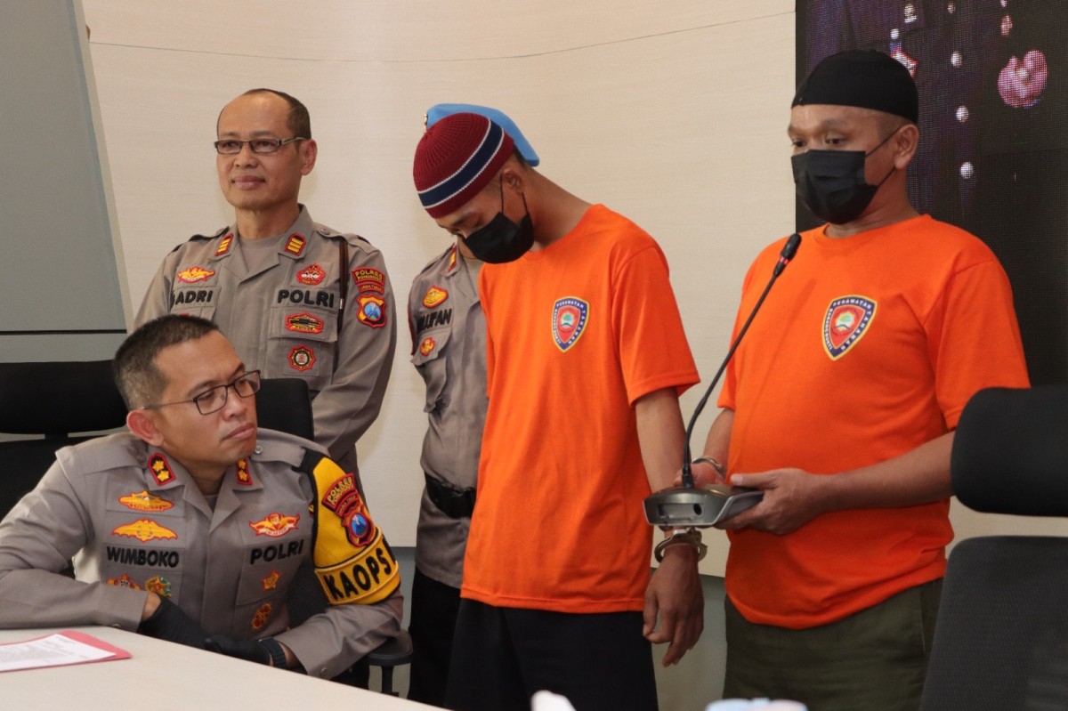 Tersangka saat diamankan Polres Ponorogo. (Foto: Humas Polres Ponorogo)