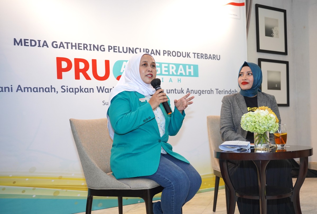Maya saat berbagi kisahanya menjadi agen Prudential (Foto: Prudential for jatimnow.com)