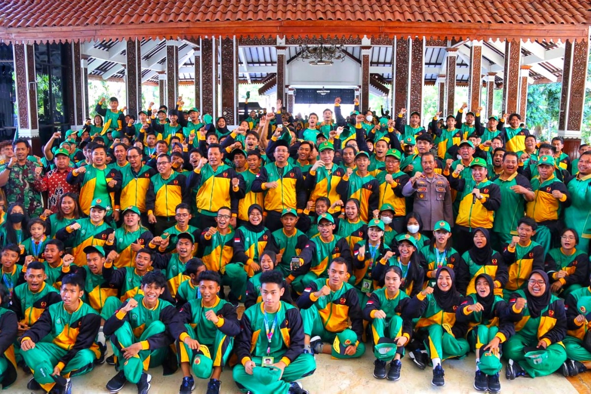 Gus Muhdlor melepas 1.050 atlet kontingen Sidoarjo untuk Porprov Jatim. (Foto: Kominfo for jatimnow.com).