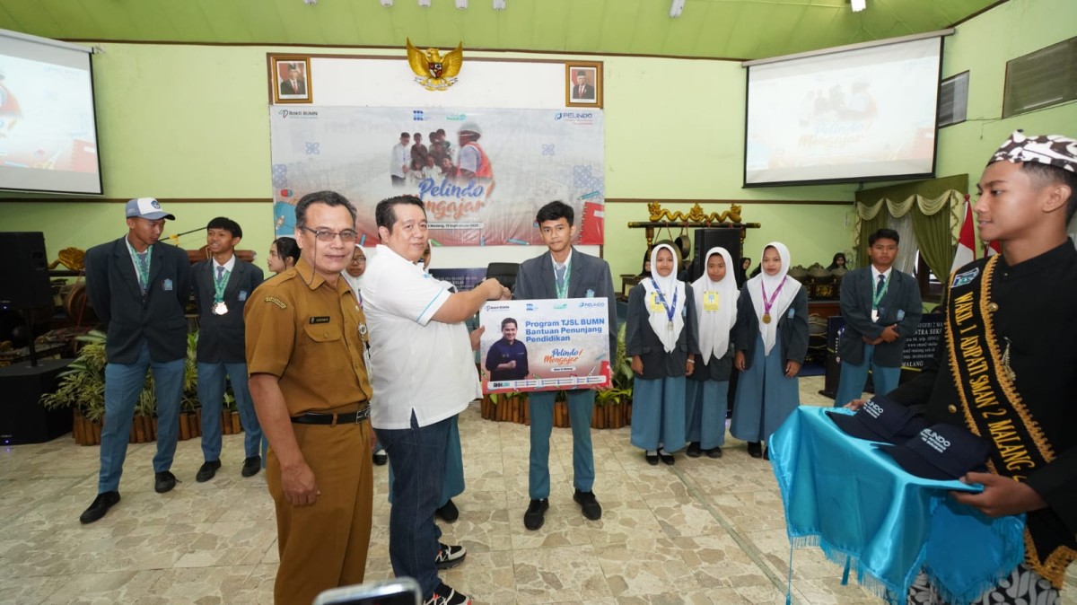 Semarak Program Pelindo Mengajar, TPS Hadir di SMAN 2 Malang