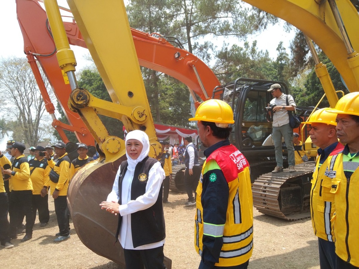 Pemprov Jatim Gelar Apel Siaga di Bendungan Selorejo Hadapi Dampak El Nino