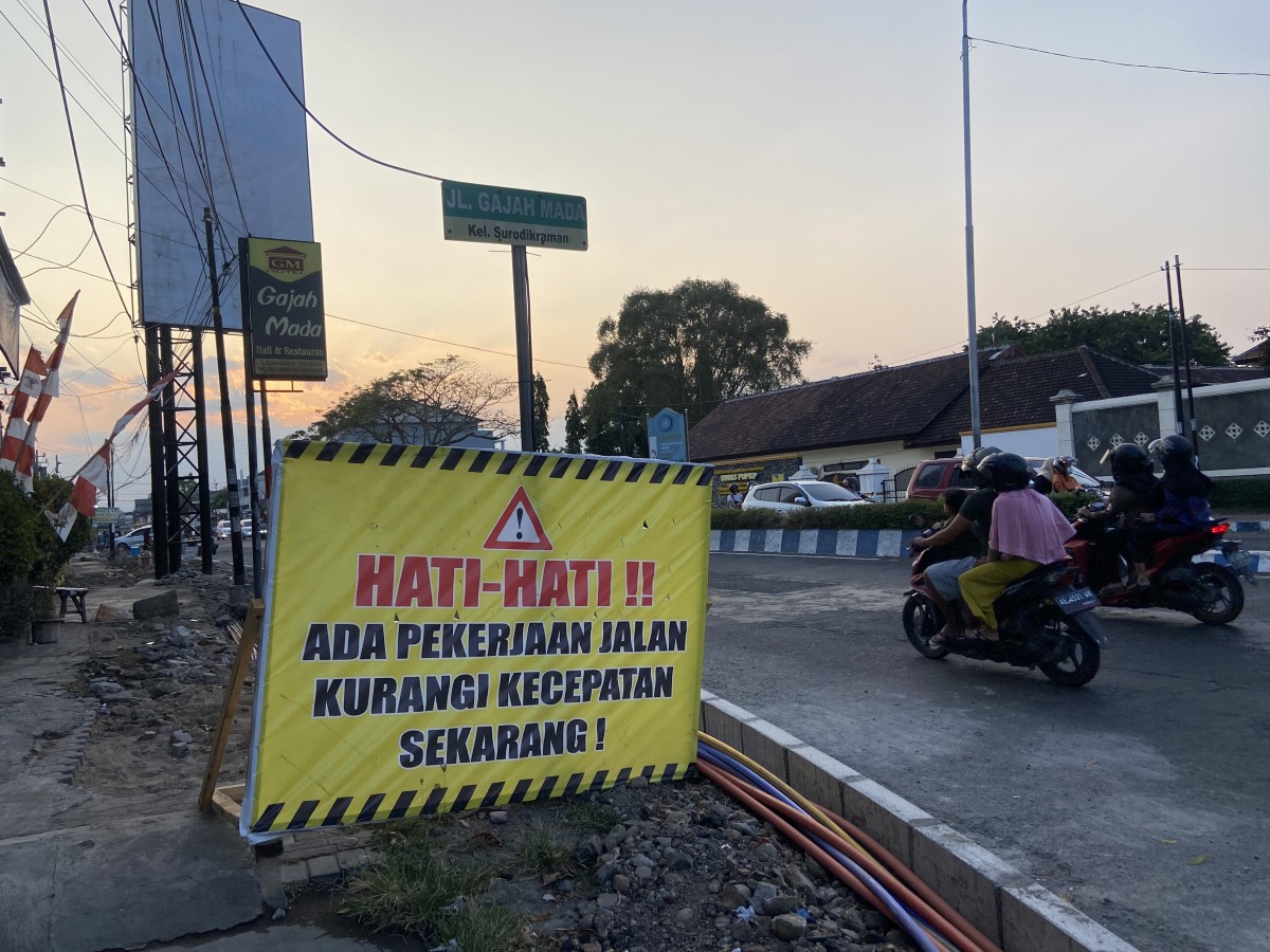 Jalan Gajah Mada yang dipercantik Bupati Sugiri Sancoko. (Foto: Ahmad Fauzani/jatimnow.com)