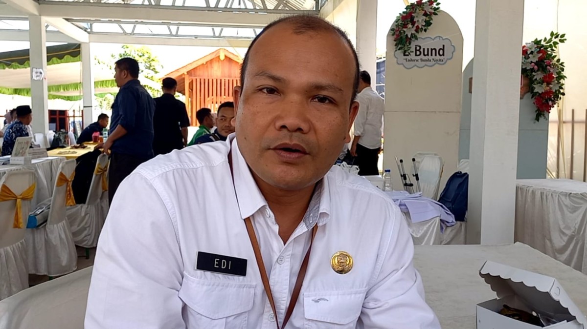 Kepala DPMPTSP Trenggalek Edi Santoso. (Foto: Bramanta Pamungkas/jatimnow.com)