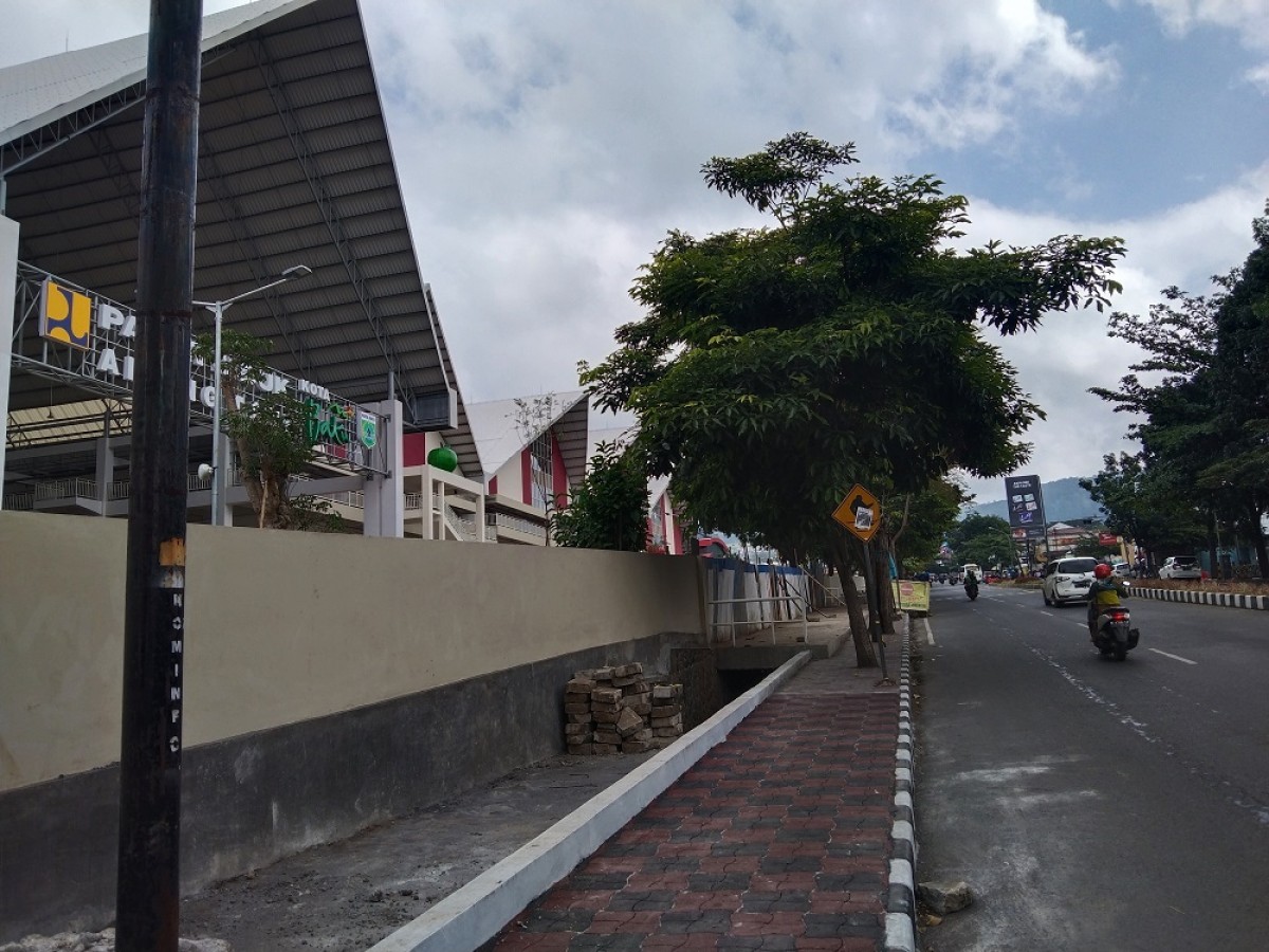 Pasar Induk Among Tani Kota Batu. (Foto: Achmad Titan/jatimnow.com)