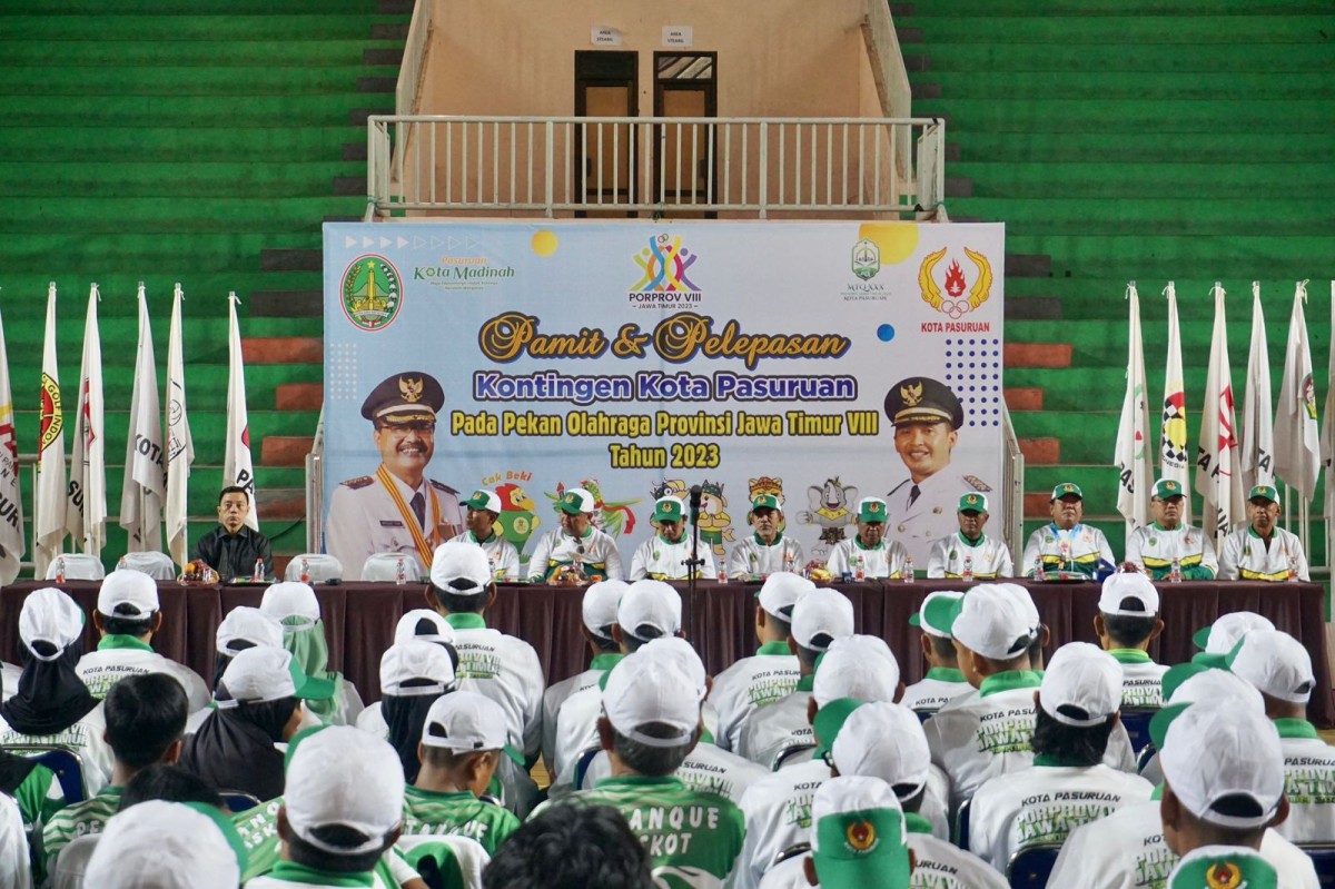 Pelepasan ratusan atlet kontingen Kota Pasuruan ke ajang Pekan Olahraga Provinsi (Porprov) VIII Jawa Timur 2023. (Foto: Humas Pemkot Pasuruan)