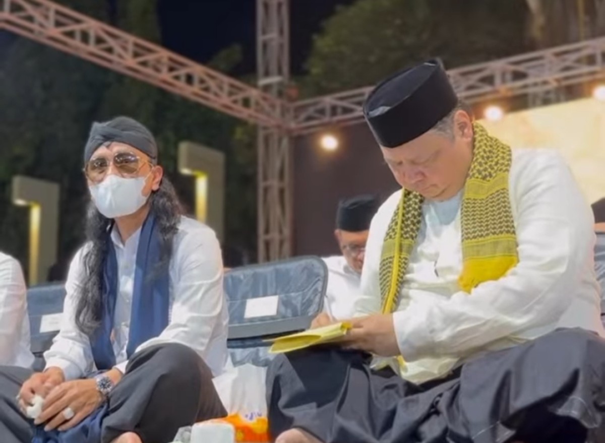Airlangga Hartarto Rayakan Maulid Nabi di Tuban Bareng Gus Miftah, Ini Pesannya