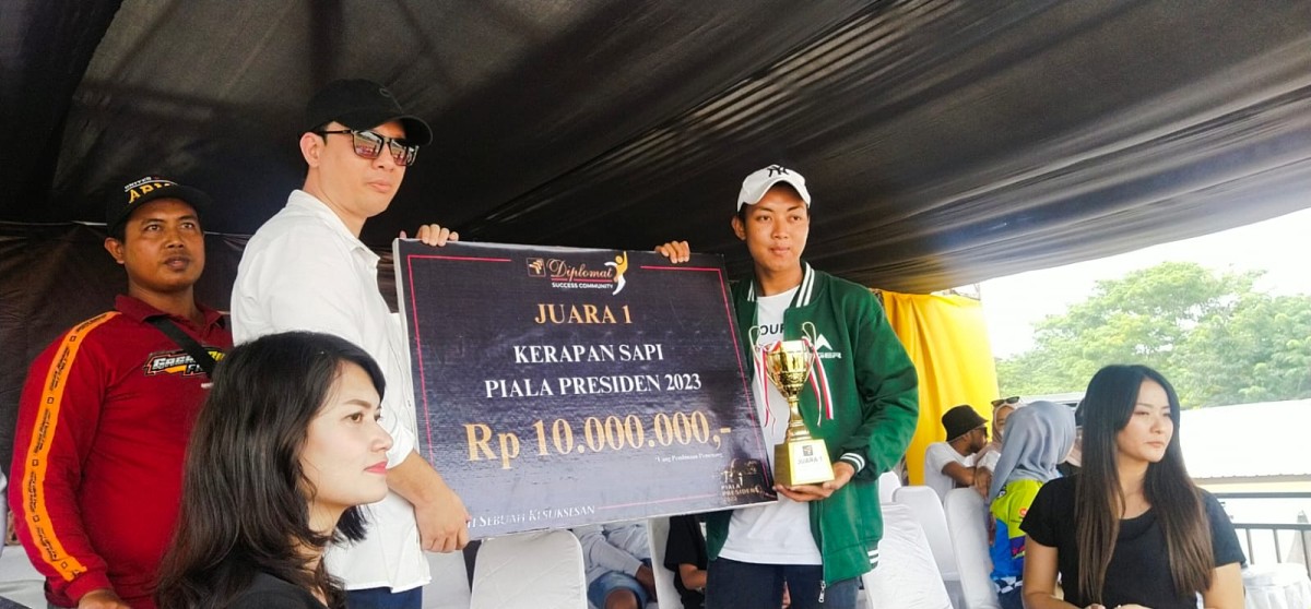 Lestarikan Budaya, Wismilak Kembali Gelar Festival Karapan Sapi Piala Presiden di Bangkalan