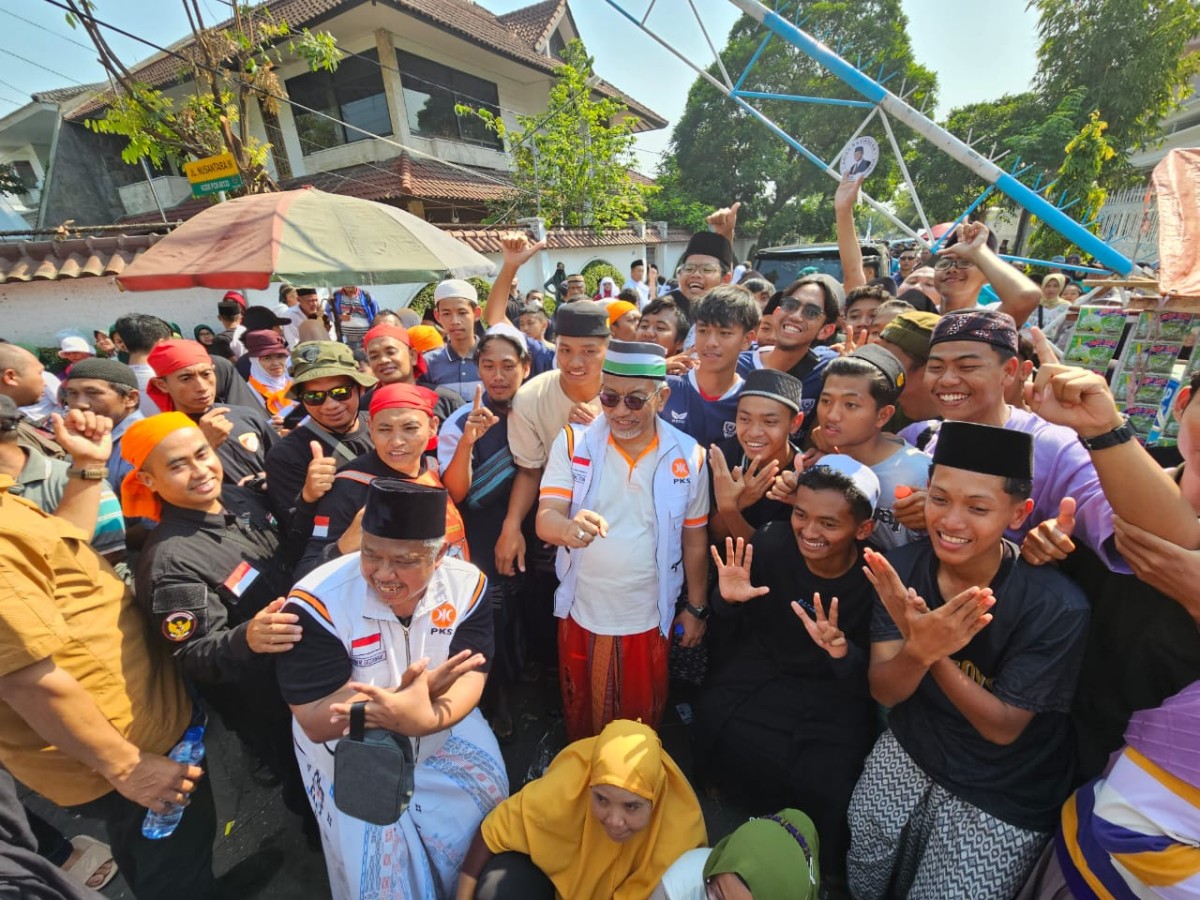 Antusiasme warga mengikuti launching Kampung Amin. (Foto: PKS Jatim for jatimnow.com)