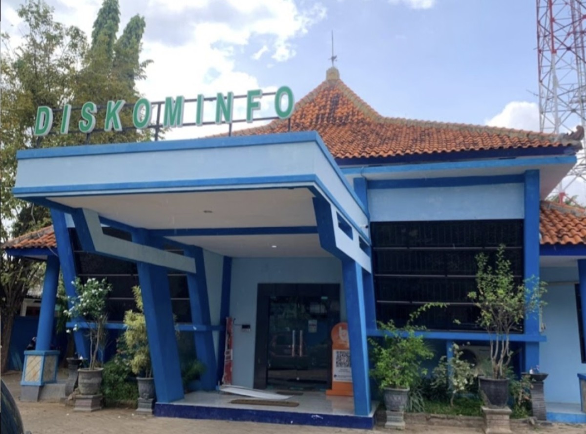 Penyidik Kejari Geledah Kantor Diskominfo Tuban