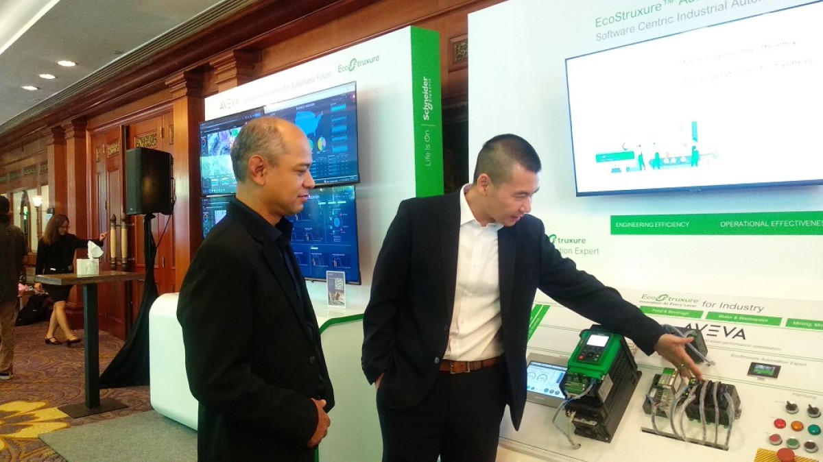 Dukung Pengembangan Kawasan Industri Hijau di Jatim, Schneider Electric Kenalkan Tren Teknologi Terbarunya