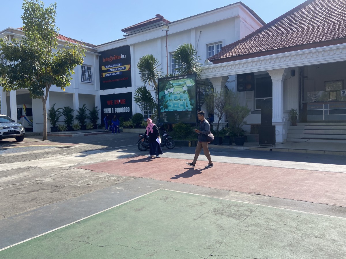Suasana SMPN 1 Ponorogo (Ahmad Fauzani/jatimnow.com)