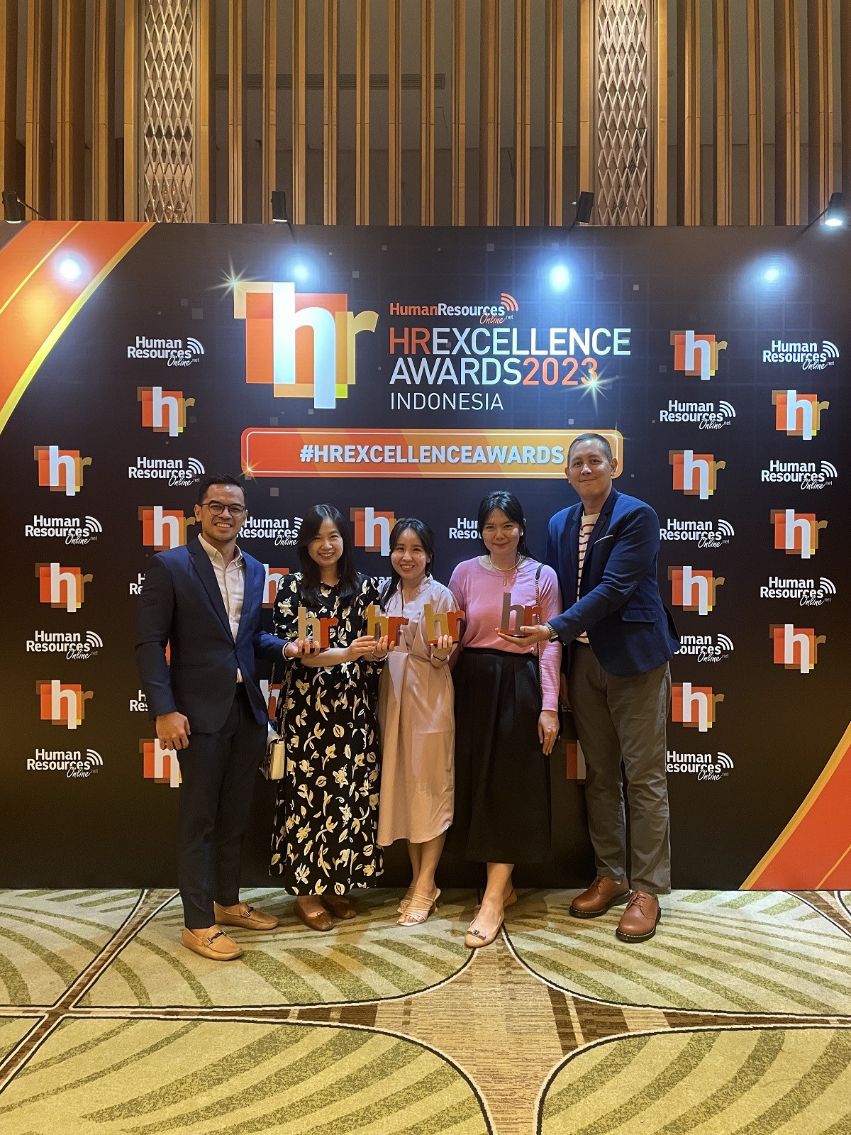 Sampoerna Raih LinkedIn Top Companies and HR Excellence Award 2023