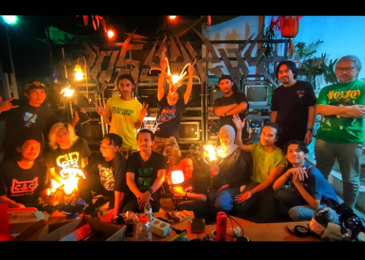 Begini Cara Pemuda Sidoarjo Gugah Daya Kreasi Warga Sekitar Pasar Loak