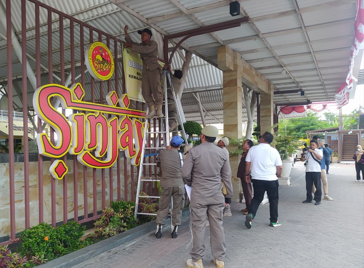 Salah satu rumah makan yang tak taat bayar pajak. (Foto: Fathor Rahman/jatimnow.com)